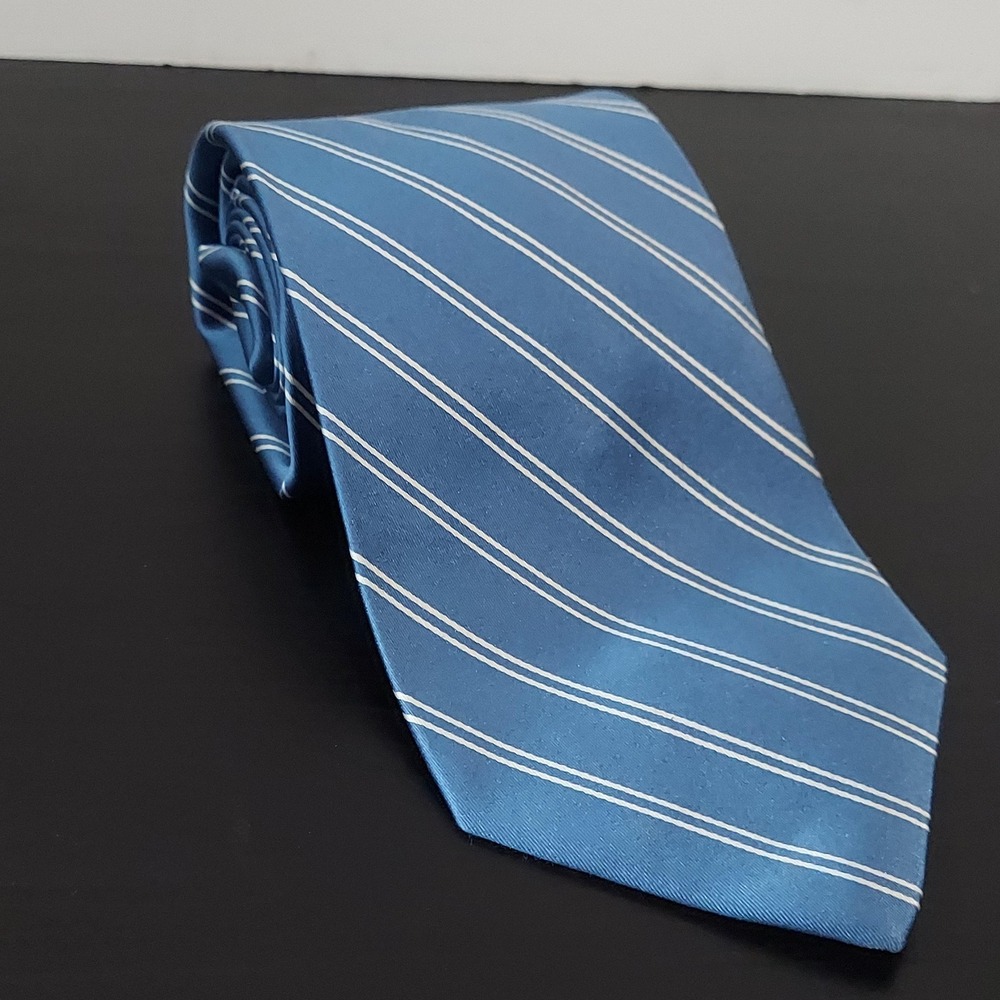 Brooks Brothers Tie Mens Blue Silk Stripe Hand Made USA Classic Woven Italy